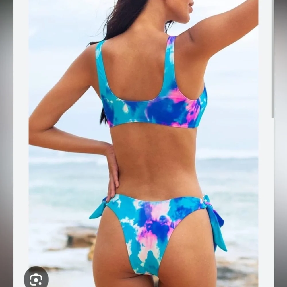 Cupshe Tie-Dye Bikini set - Picture 3 of 4